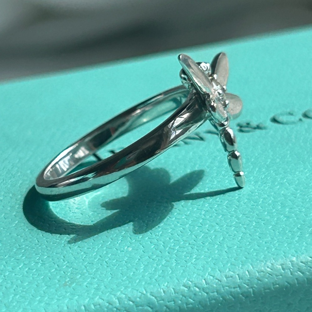 Tiffany & Co. 750 & Diamond Dragonfly Ring - Picture 6 of 7